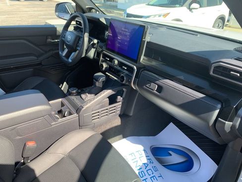 New 2026 Toyota 4Runner Limited image 17