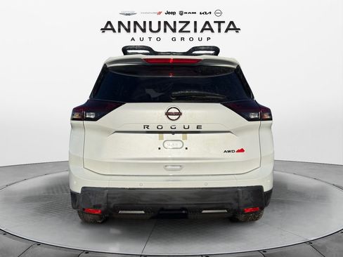 New 2026 Nissan Rogue SV image 4