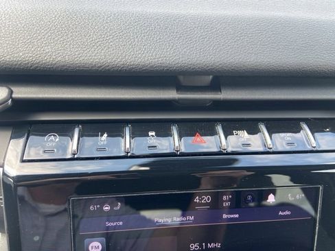 Used 2023 Jeep Grand Cherokee Altitude image 28