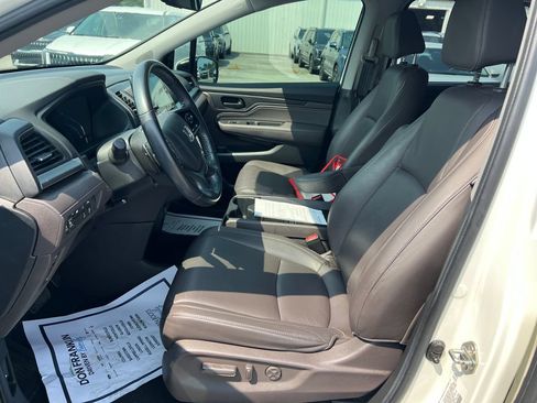 Used 2019 Honda Odyssey Touring image 13