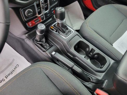 Used 2025 Jeep Wrangler Unlimited Sport S 4xe AWD/4WD image 18