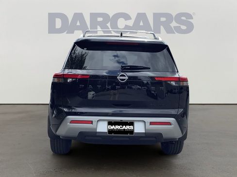 New 2025 Nissan Pathfinder SL w/ Black Appearance Package image 6
