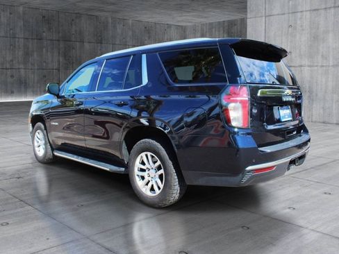Used 2022 Chevrolet Tahoe LT w/ Luxury Package AWD/4WD image 4