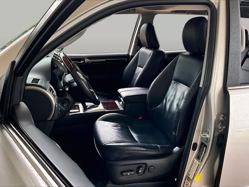 Used 2014 Lexus GX 460 w/ Premium Package AWD/4WD image 7