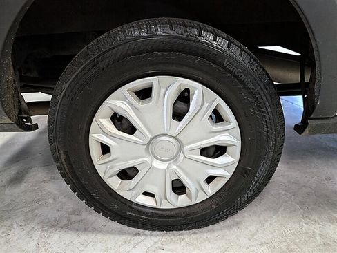 Used 2024 Ford Transit 350 XLT RWD image 13