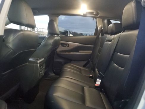 Used 2023 Nissan Murano SV image 14