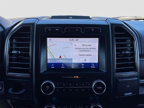 Used 2020 Ford Expedition Limited image 16