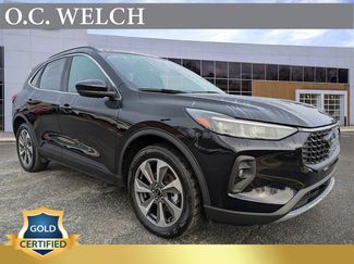 Certified 2025 Ford Escape Platinum 360° Tour