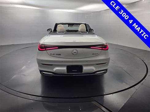 Used 2025 Mercedes-Benz CLE 300 4MATIC Cabriolet image 14