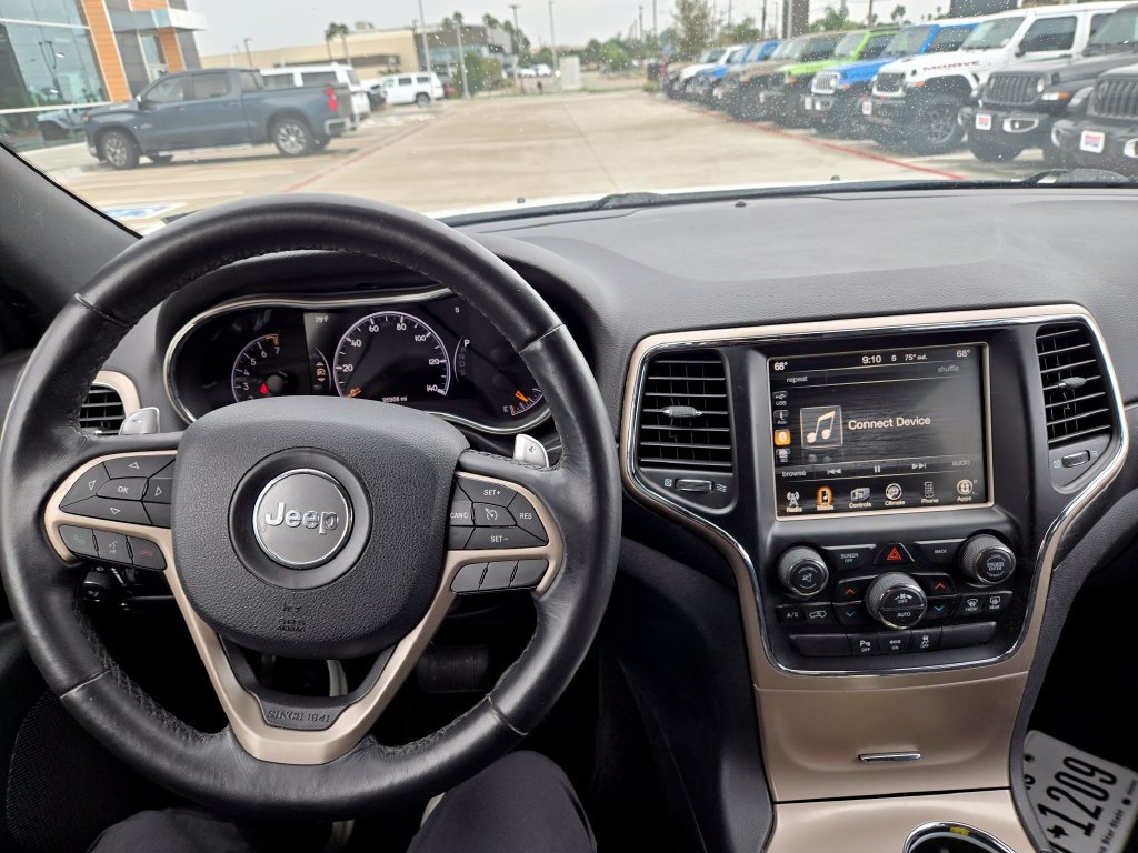 Used 2015 Jeep Grand Cherokee Laredo w/ Quick Order Package 23E RWD image 10
