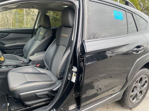 Used 2022 Subaru Crosstrek 2.5i Sport w/ Moonroof Package image 12