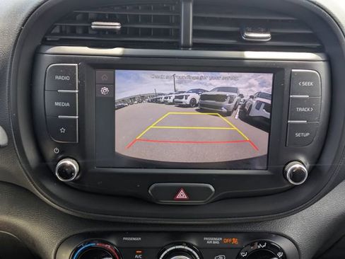 Used 2024 Kia Soul LX w/ Option Group 015 FWD image 20