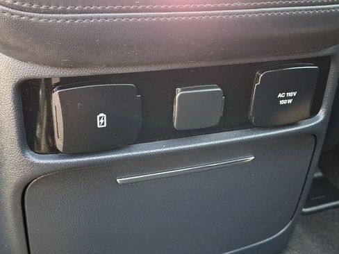 Used 2023 Lincoln Navigator Reserve AWD/4WD image 13