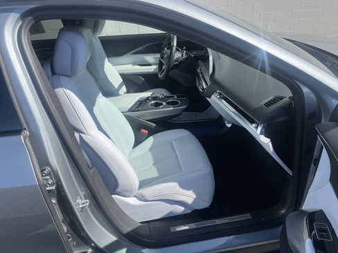 Used 2024 Cadillac Lyriq Sport image 16