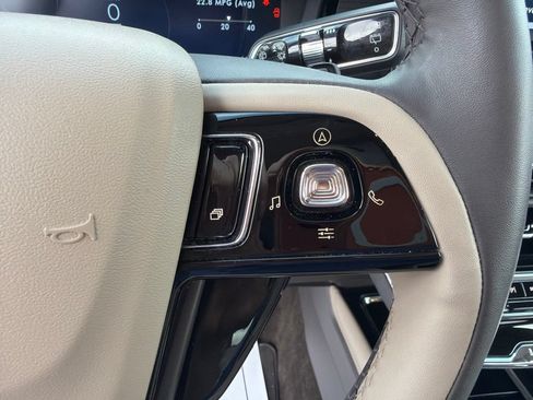 Used 2023 Lincoln Corsair AWD w/ Equipment Group 101A image 18