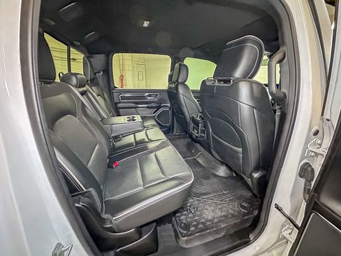 Used 2023 RAM 1500 Laramie AWD/4WD image 28