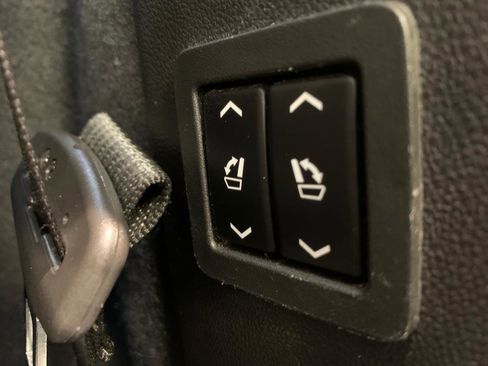 Used 2022 Cadillac XT6 Premium Luxury image 46