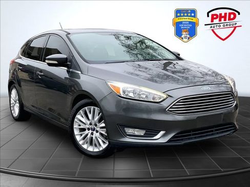 Used 2018 Ford Focus Titanium FWD image 1