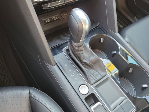 Used 2019 Volkswagen Atlas SEL image 39