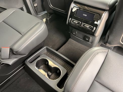 New 2026 Lincoln Aviator 2WD image 26