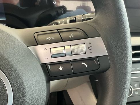 New 2026 Hyundai Tucson SE image 32