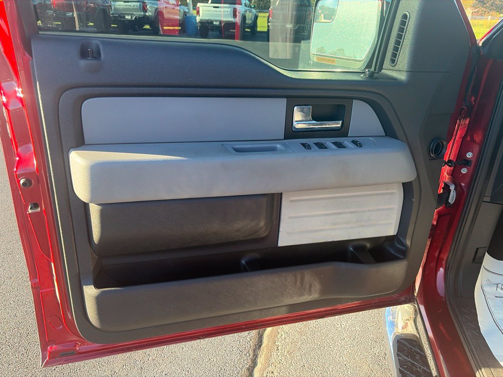 Used 2014 Ford F150 XLT w/ Equipment Group 302A Luxury RWD image 14
