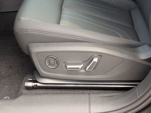 New 2026 Audi Q3 quattro 2.0T image 9