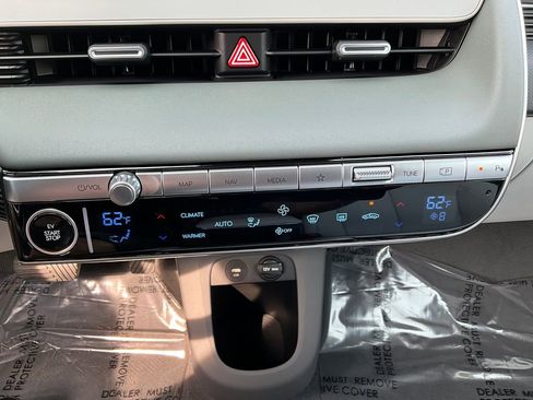 Used 2024 Hyundai Ioniq 5 Limited image 36