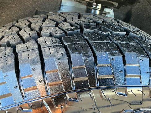 Used 2024 Ford Bronco Sport Badlands image 33