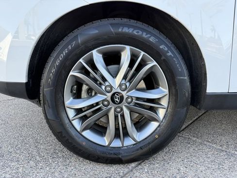 Used 2015 Hyundai Tucson SE image 25