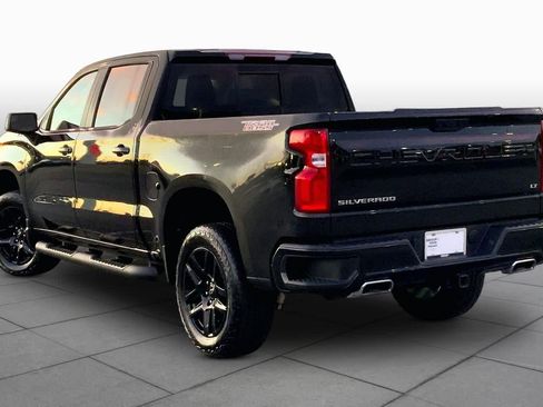 Used 2025 Chevrolet Silverado 1500 LT Trail Boss w/ Convenience Package II AWD/4WD image 11