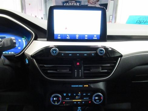 Used 2021 Ford Escape SEL w/ Technology Package image 21