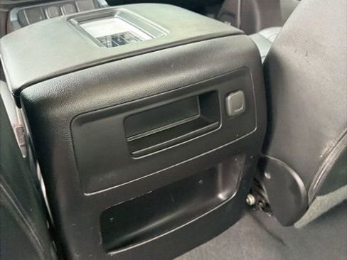 Used 2018 GMC Sierra 1500 SLT image 26