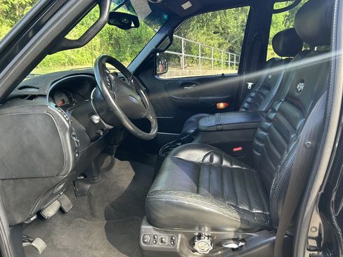 Used 2001 Ford F150 Harley-Davidson RWD image 5