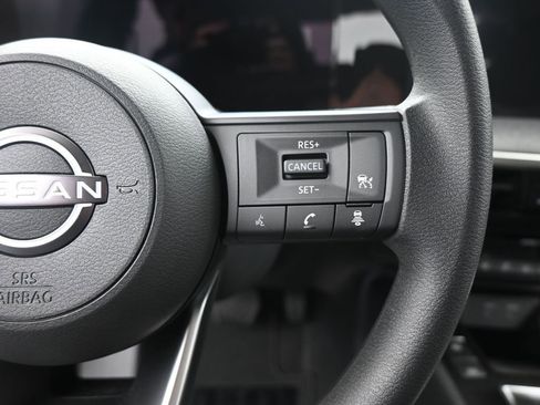 New 2026 Nissan Kicks SV image 13