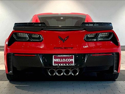 Used 2016 Chevrolet Corvette Z06 w/ 3LZ Preferred Equipment Group image 9