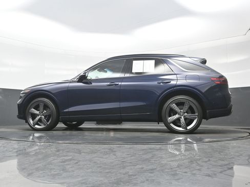 Certified 2023 Genesis GV70 2.5T w/ Sport Prestige Package image 30