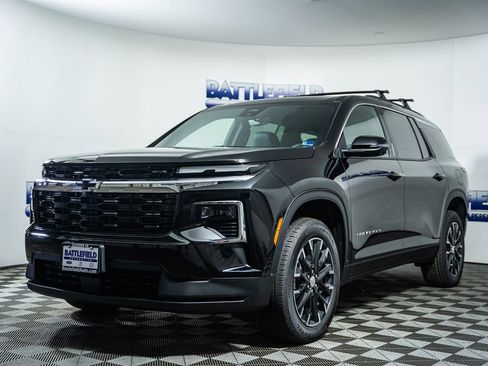 New 2026 Chevrolet Traverse LT w/ Sun and Wheel Package image 3