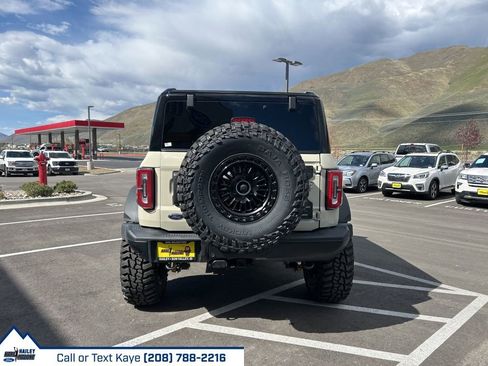New 2025 Ford Bronco Badlands w/ Sasquatch Package AWD/4WD image 38