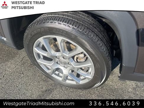Used 2022 Jeep Compass Latitude AWD/4WD image 4