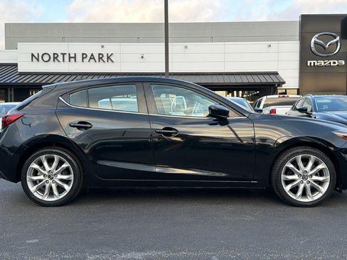 Used 2015 MAZDA MAZDA3 s Grand Touring FWD image 3