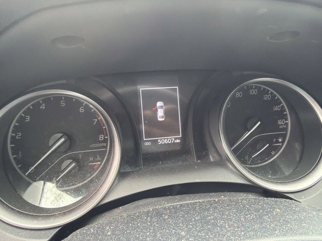 Used 2023 Toyota Camry SE FWD image 6