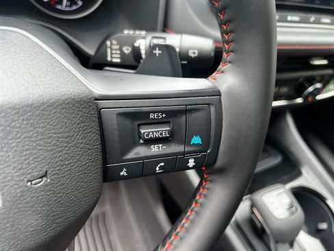 Used 2026 Nissan Rogue SV AWD/4WD image 31