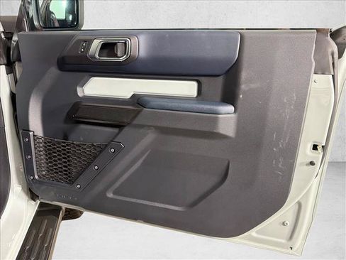 Used 2024 Ford Bronco Heritage Edition AWD/4WD image 15