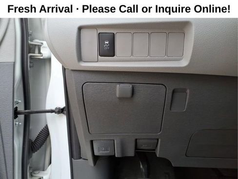 Used 2020 Toyota Sienna L FWD image 14