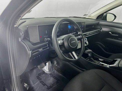 Certified 2025 Hyundai Tucson SEL AWD/4WD image 9