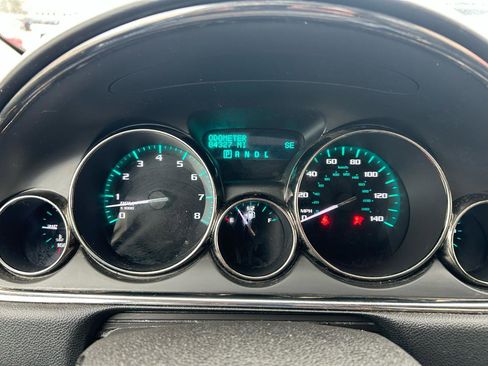 Used 2013 Buick Enclave Premium image 22
