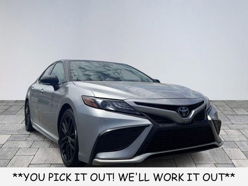 Used 2023 Toyota Camry XSE w/ Navigation Package FWD image 1