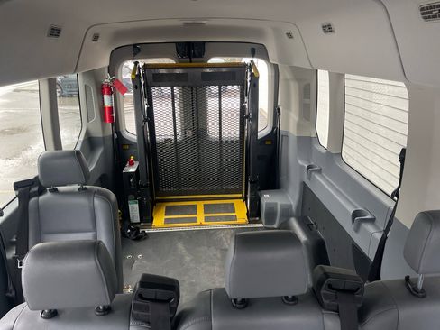 Used 2019 Ford Transit 350 XL image 15