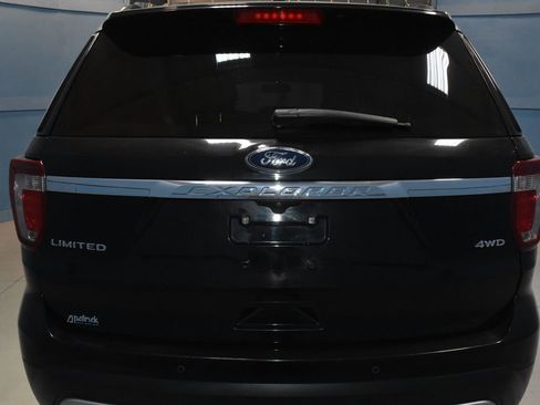 Used 2016 Ford Explorer Limited image 30